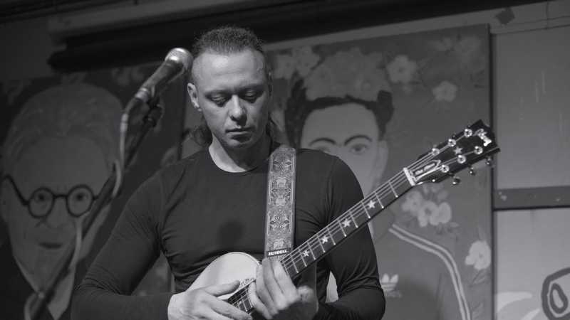 Михаил Елизаров