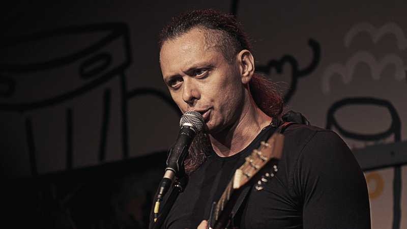 Михаил Елизаров